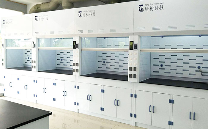 使用通風柜時需要注意的事項有哪些？