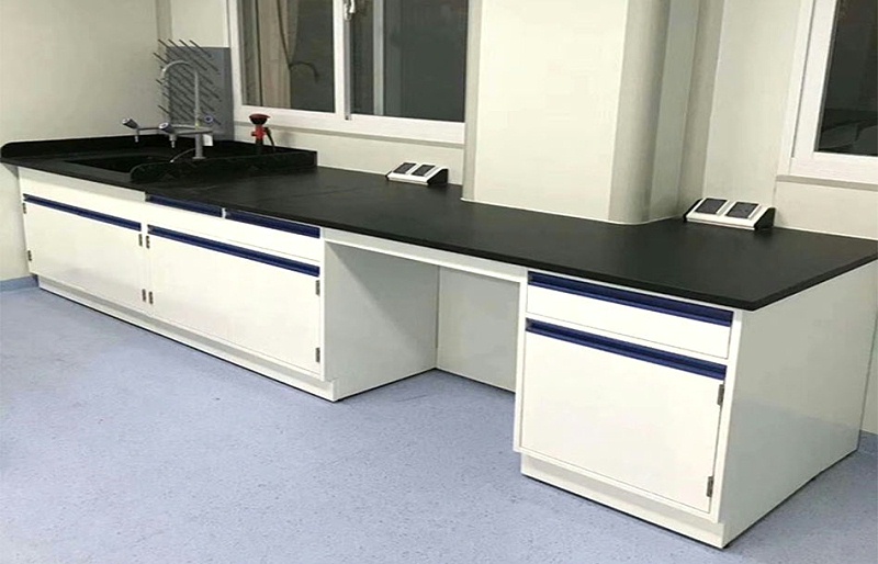 全鋼實(shí)驗臺灰白色3